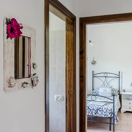 Algioja With Pool & Parking Apartmán